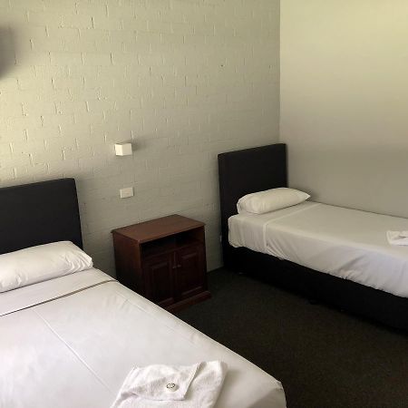 Bateau Bay Hotel מראה חיצוני תמונה